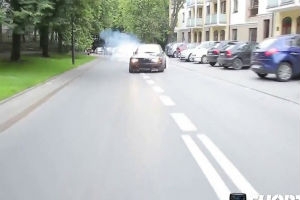Дрифт на заряженном БМВ