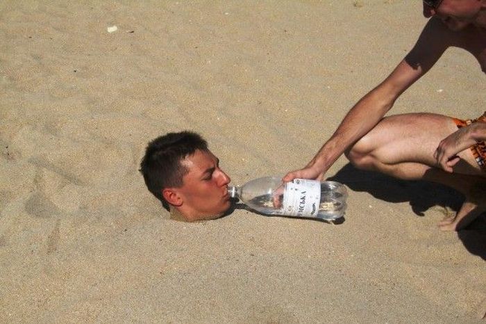 Мужчины дурачатся (20 фото)
