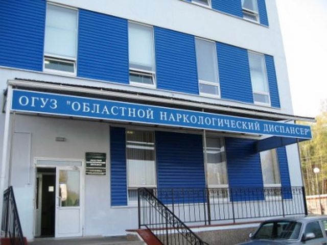 Один из самых необычных заказов, полученных таксистом (2 фото)