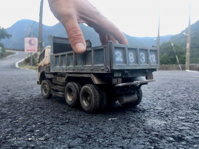 Художник из Тайваня образовывает миниатюрные миры