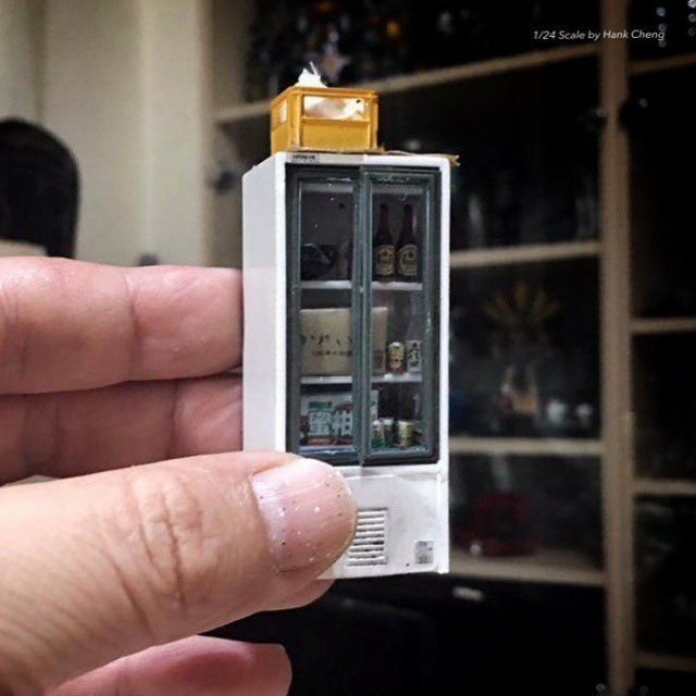 Художник из Тайваня образовывает миниатюрные миры