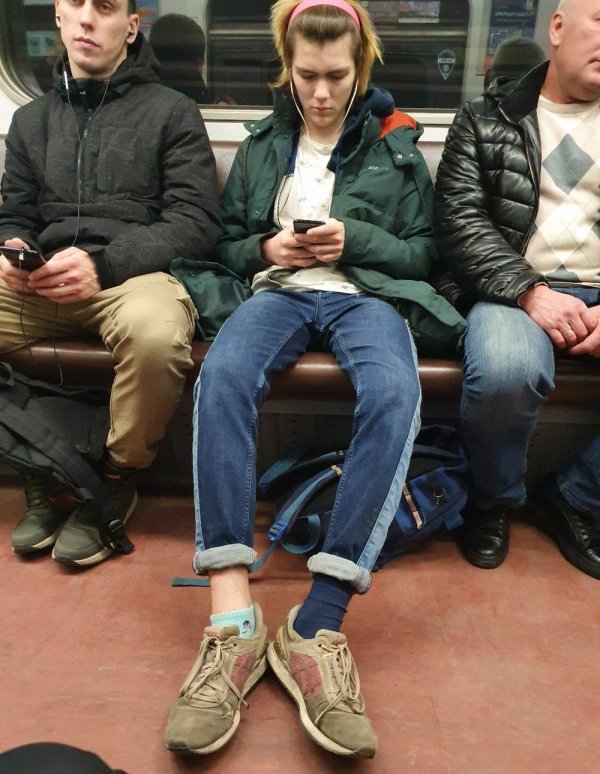 Модники и чудаки из метрополитена (20 фото)