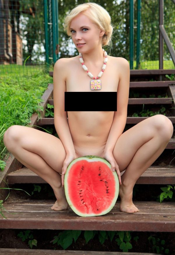 Девушки